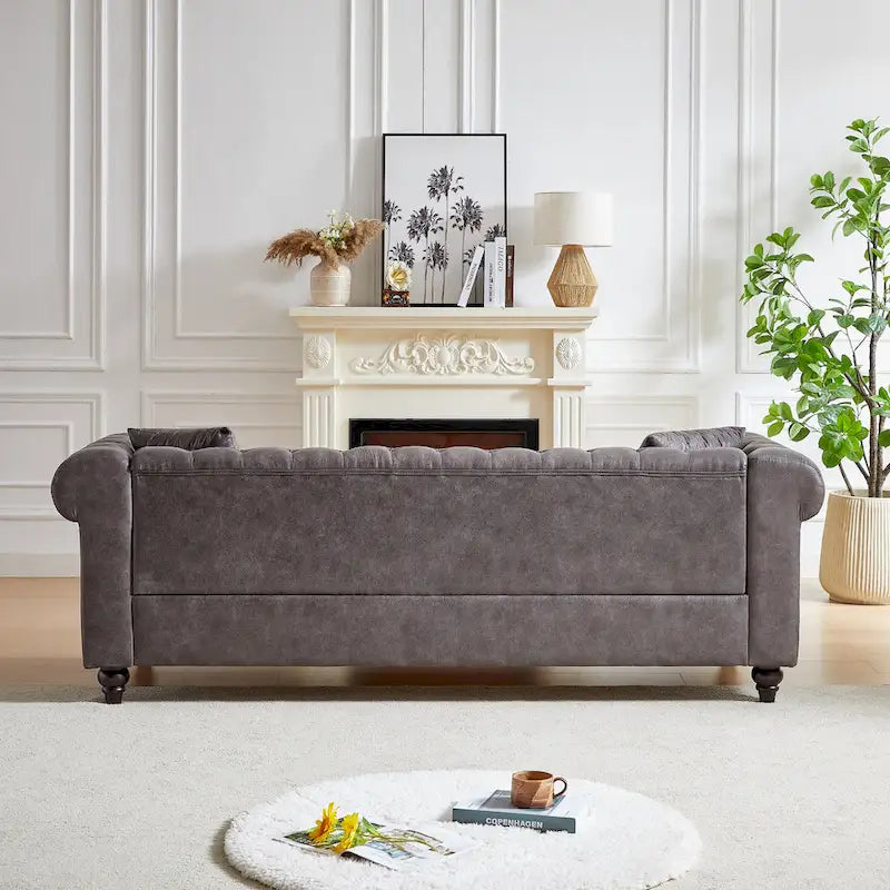 216,5 cm breites Chesterfield-Sofa mit 3 Sitzplätzen aus Tech-Gewebe und Kissen