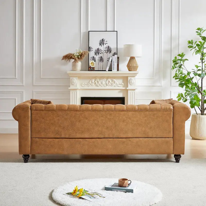 216,5 cm breites Chesterfield-Sofa mit 3 Sitzplätzen aus Tech-Gewebe und Kissen