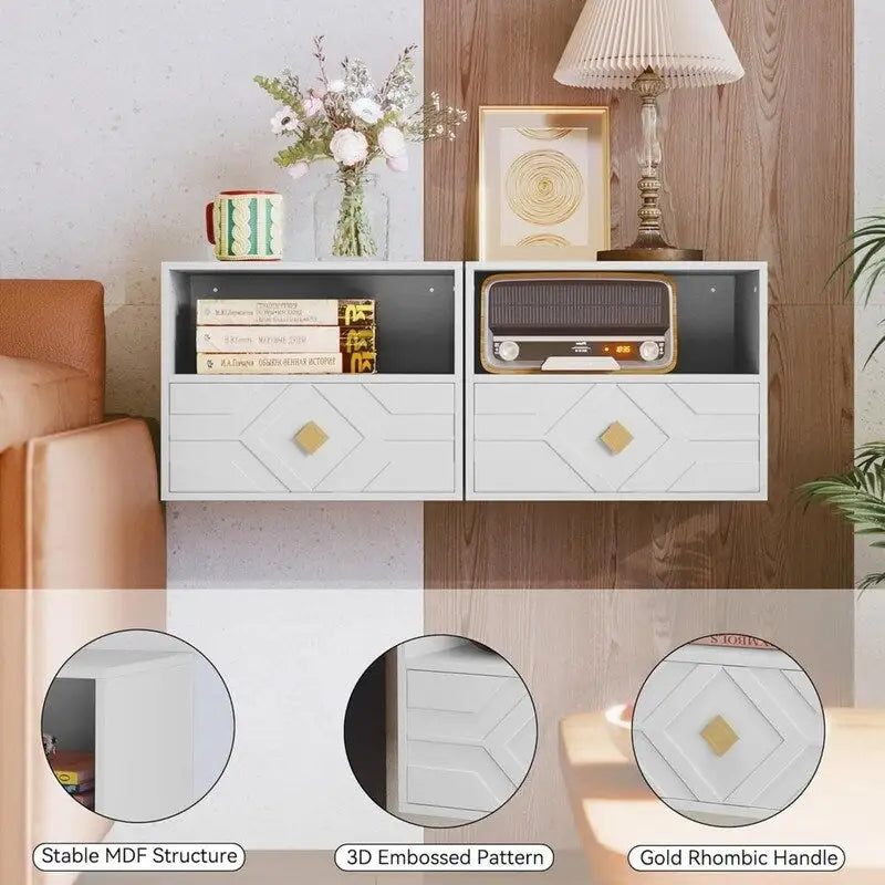 Comodino sospeso da parete con cassetto e ripiano aperto - bianco goffrato