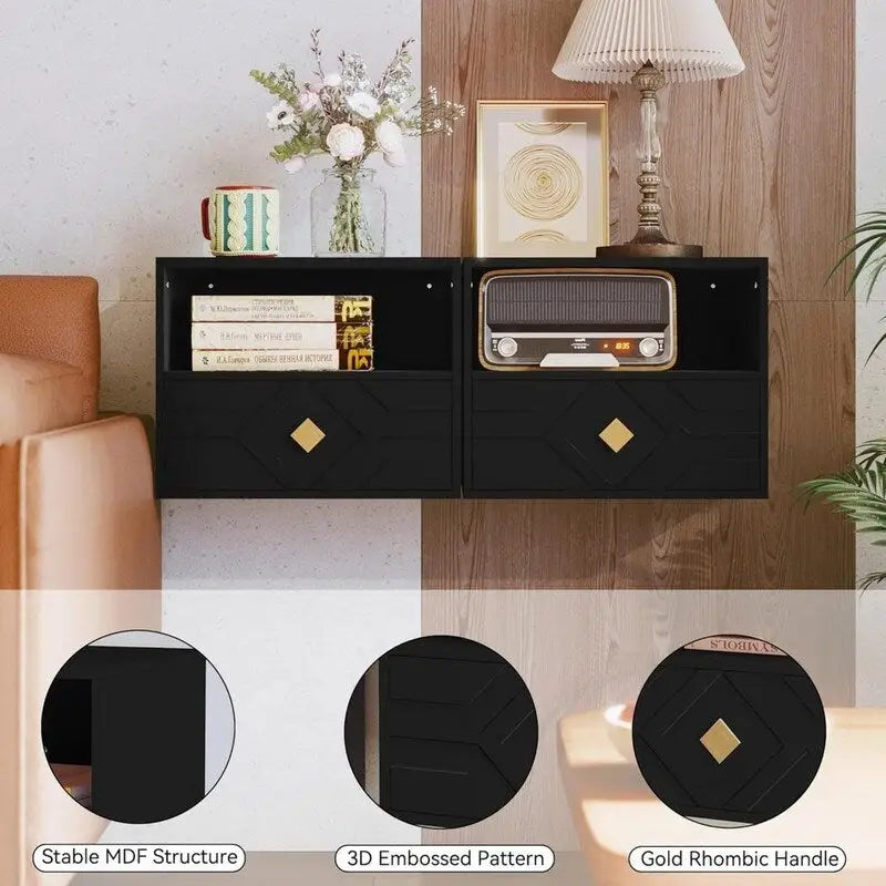 Comodino sospeso da parete con cassetto e ripiano aperto - bianco goffrato